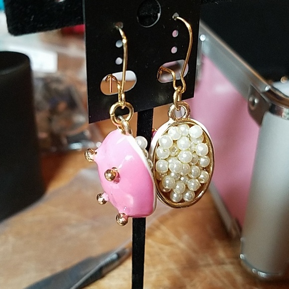 Pink Bubblebath Earrings Gold Tone - Picture 2 of 2